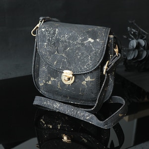 Kork Geldbörse, Crossbody Geldbörse für Frauen, Schwarze kleine Tasche, Abendtaschen, goldene Geldbörse, vegane Tasche, Kork Crossbody Taschen, Burgunderrote Geldbörsen