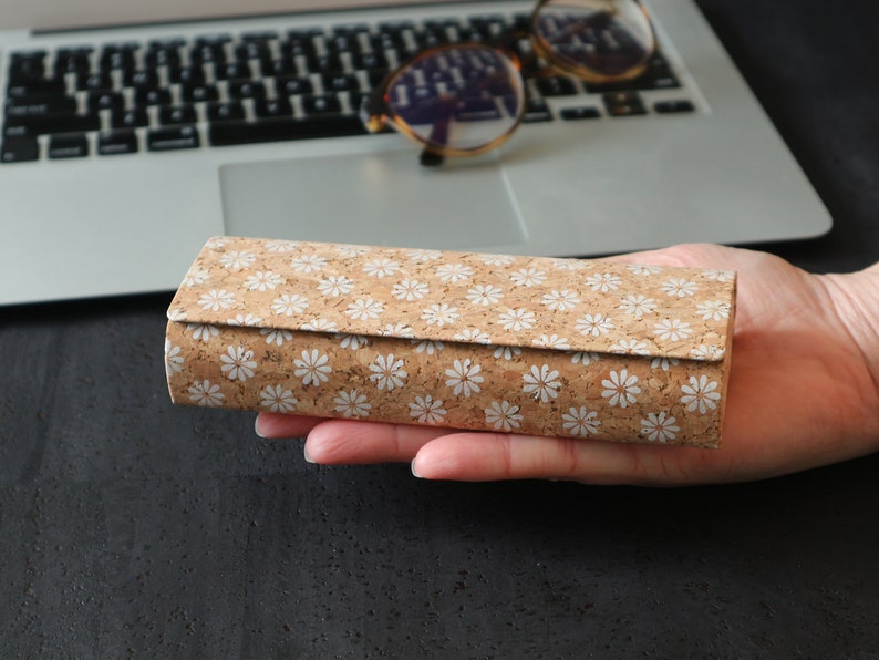 Glasses case Cork case Eco case Eyeglass case Hard case for glasses White flowers