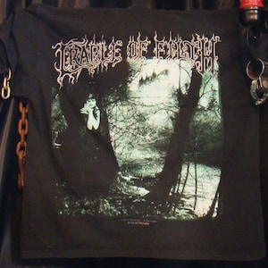 Cradle of Filth Tshirt 1996 Vintage Cradle of Filth – Vintage Dusk And Her Embrace Tshirt Extreme Metal Symphonic Black Metal Goth Occult