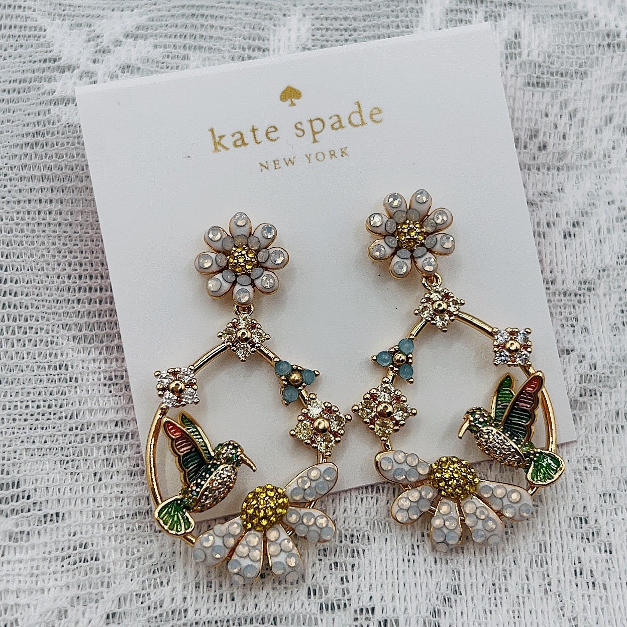 Valentine's Day jewelry deals: Shop Pandora, Kate Spade, Blue Nile