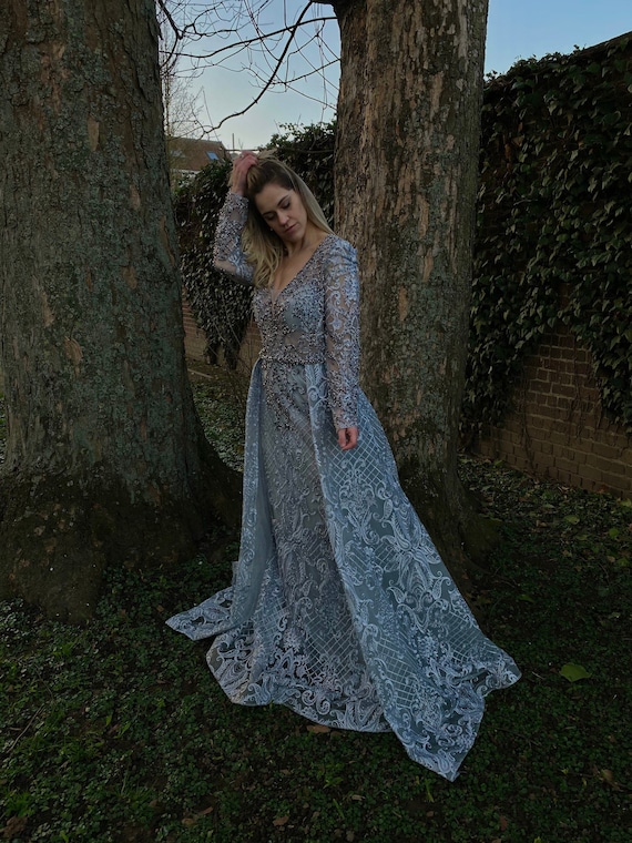 Caftan avec traine mariage hotsell