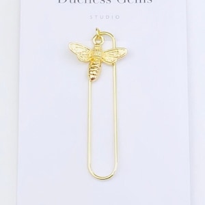 Gold Bee Charm Paperclip, Bee Bookmark, Bee Charm, Bookmark, Pagemarker