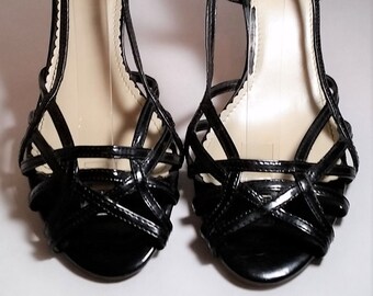 fioni black sandals