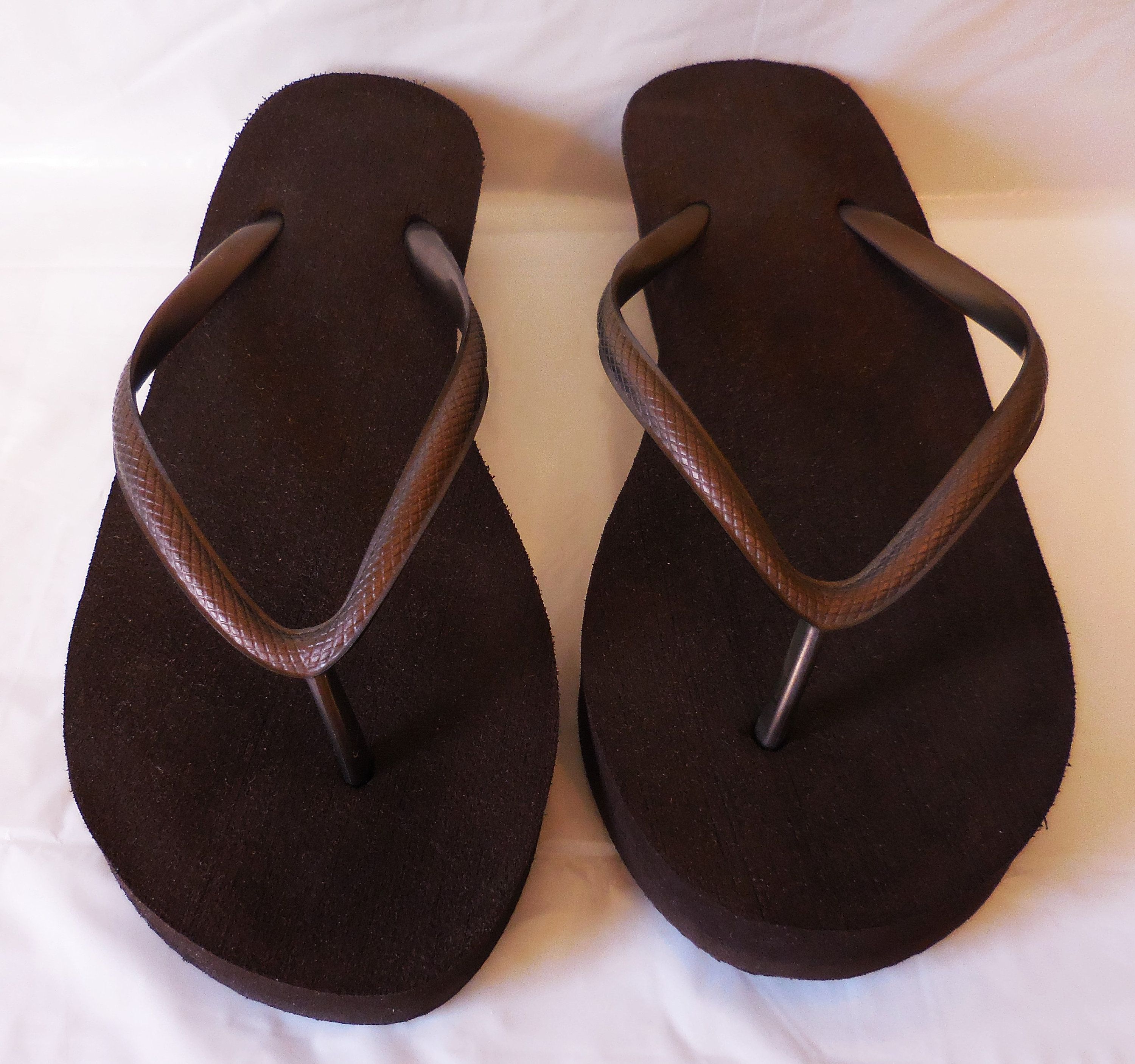 womens brown flip flop