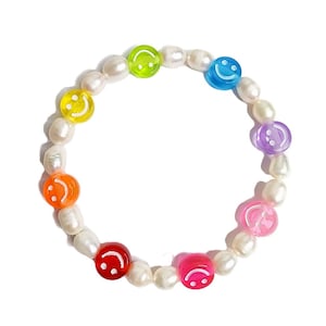 Rainbow Smiley Face Pearl Bracelets | 90s inspired | Pearl Smiley bracelets 90s aesthetic | Freshwater Pearl Bracelets | Mother's Day Gift