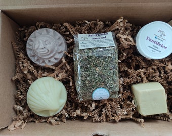 Zero waste box - shampoo - conditioner - deodorant - toothpaste - spices - starter kit