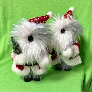 Kris kringle best sale stuffed dog