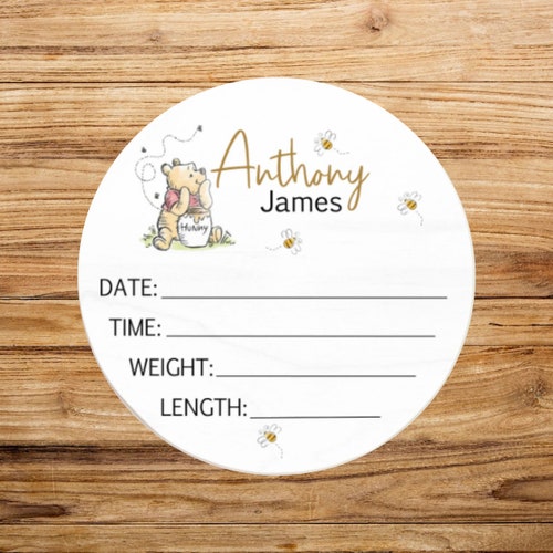 Faire-part de naissance classique pour bébé Winnie Bear, nom rond en bois personnalisé, décoration de chambre d'enfant garçon, cadeau de naissance