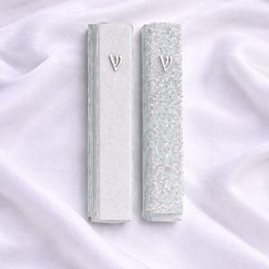 Moderne Glas Mezuzah Hülle + NICHT Koscher Schriftrolle inklusive, Mezuzah Installationsanleitung, Schutz für Zuhause & perfektes Geschenk