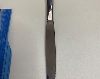Oneida My Rose pattern Steak Knives