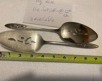 Oneida Flatware My Rose Pattern PIE SERVER