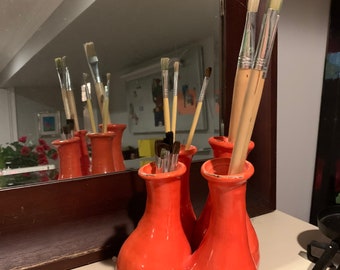 Organizer, paintbrush stand, storage, orange vase