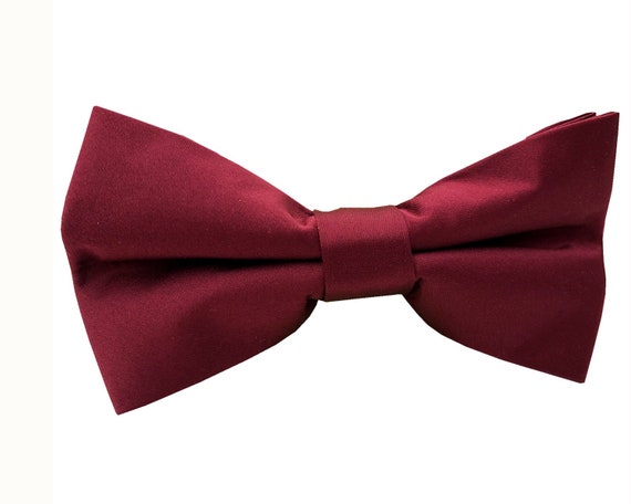 Men's Solid Burgundy Satin Bow Tie & Pocket Square Set – Pretied & Adjustable For Prom