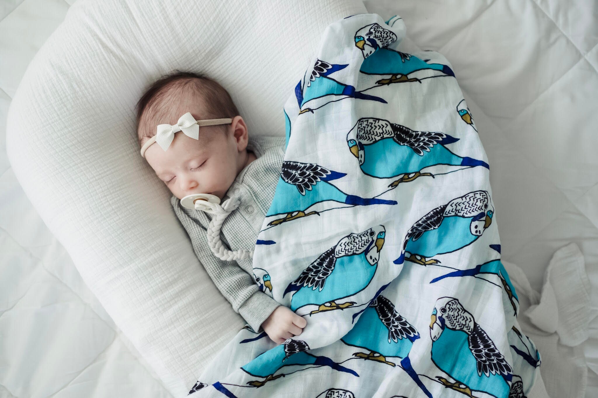 gender neutral muslin swaddle blankets