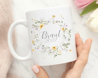 Brauttasse, Brautgeschenk, Teebecher, Personalisierte Tasse, Kaffeebecher Braut, Botanische Tasse, Tasse mit Spruch, Braut 2024 Tasse,