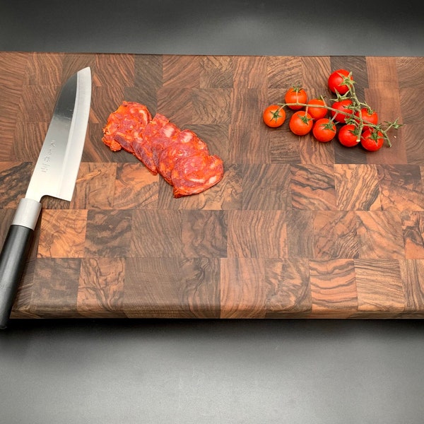 Walnut wood,End grain butcher block, chopping board