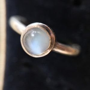 Anello in argento 925 con pietra di luna