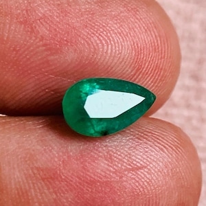 Émeraude verte élégante de 2,05 carats, émeraude naturelle de Zambie poire à facettes, couleur et émeraude de qualité lustre 10,30*6,10*5 mm