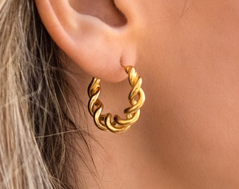 ICONIC BOMBÉ TWIST ROPE HOOP EARRINGS – Soave Oro