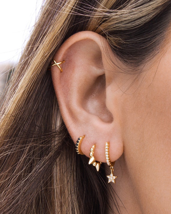 Tiny cuff earrings deals