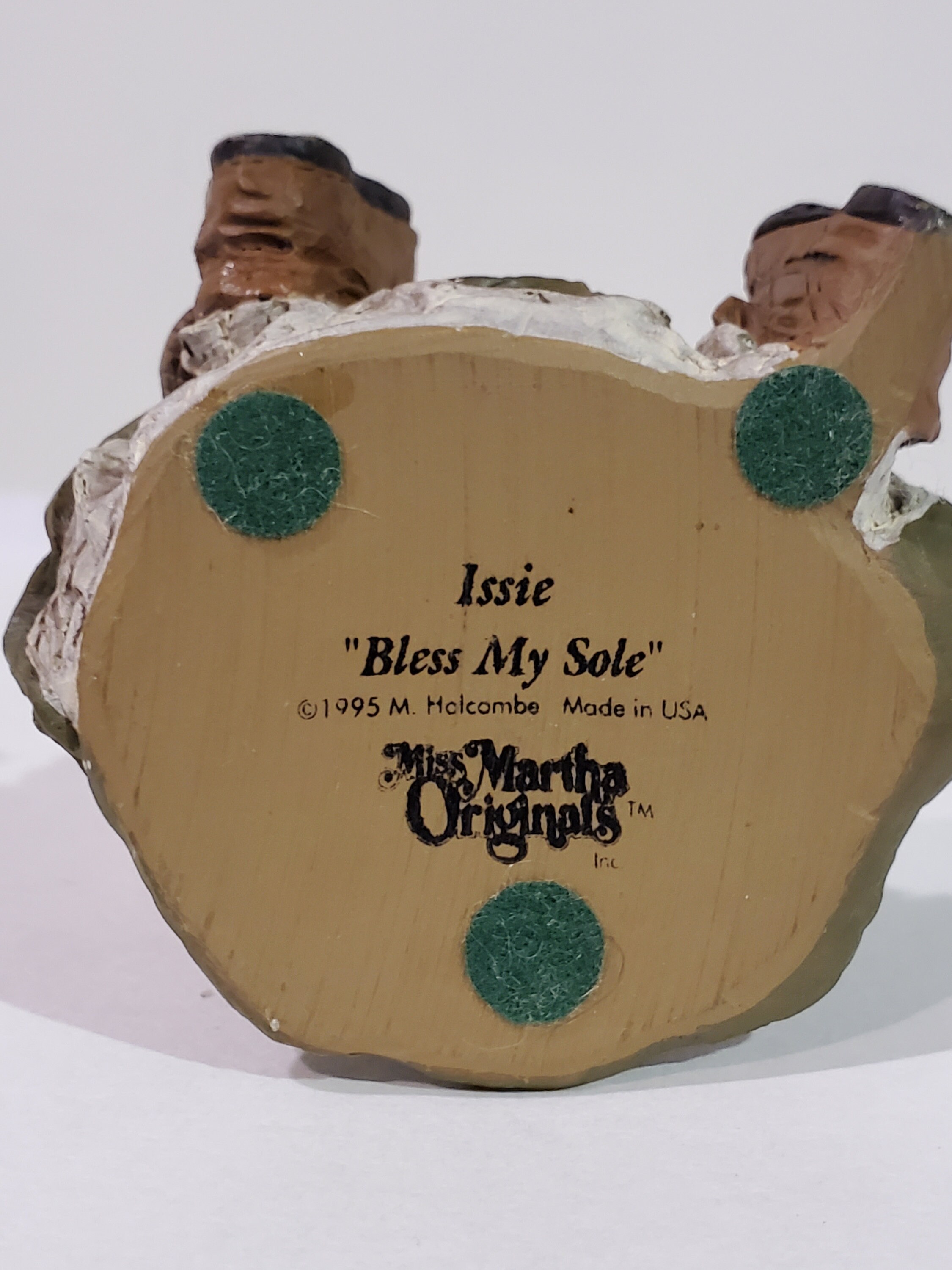 Issie Bless My Sole #25-1995 Miss Martha Originals by Martha Holcombe Issie Bless My Sole #25-1995 Miss Martha Originals by Martha Holcombe