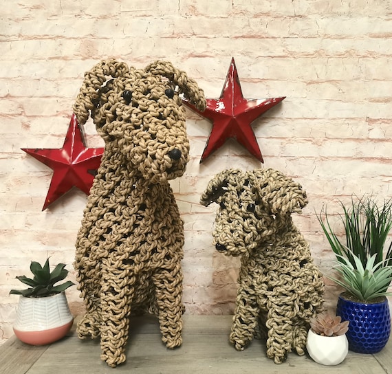 Handwoven Seagrass Dog Figurine – 30cm Sitting Rustic Home Décor, Natural Fibre Animal Ornament