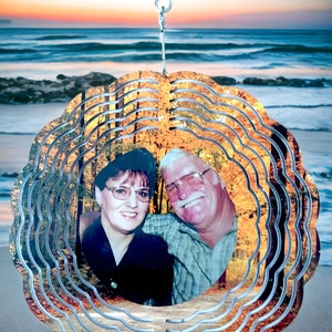 Personalized Wind Spinner, Customized Gift, Sympathy Gift, Graduation Gift, Family Gift, Wind Catcher, Mom Gift, Home Decor