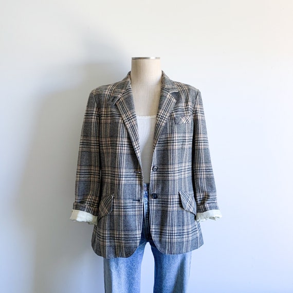 Vintage Women's Wool Blazer in Plaid