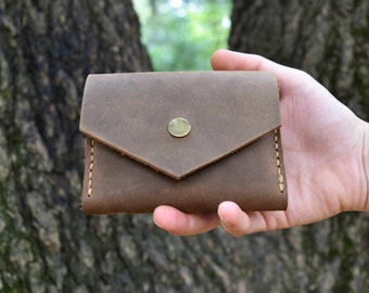 Handmade Leather Wallet: Minimalist Coin Purse for Women
