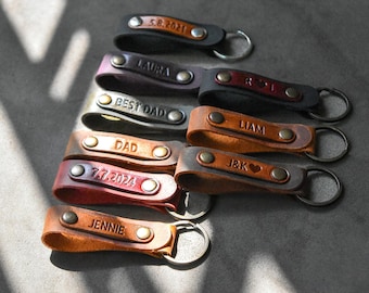 Custom Leather Keychain – Personalized Name, Date, Message