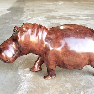 Dunkelbraunes Naturgetreues Glattes Eisen Holz Nilpferd Meisterstück. Afrikanische Hand geschnitzt Nilpferd Kunst Figur / Dekor. Wiegt 3.5kg, 35×17×13 cm.