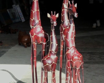 Fine Art Dark Brown Olive Wood Gouged Giraffe standing figurine. Tall Zimbabwean Carved Art Sculpture. Home/office Christmas Gifts decor