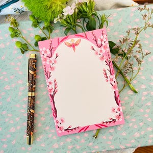 Blocco note A6 con motivo floreale Sakura Tree, ideale per liste di cose da fare e per appunti, scrapbooking e scrapbooking.