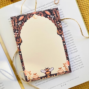 Queen Bee Notepad A6 To-Do List-  Floral Planner - Grocery List - To do list - Desk Pad for Notes - Scrapbooking NoteBook Notepad - Teacher