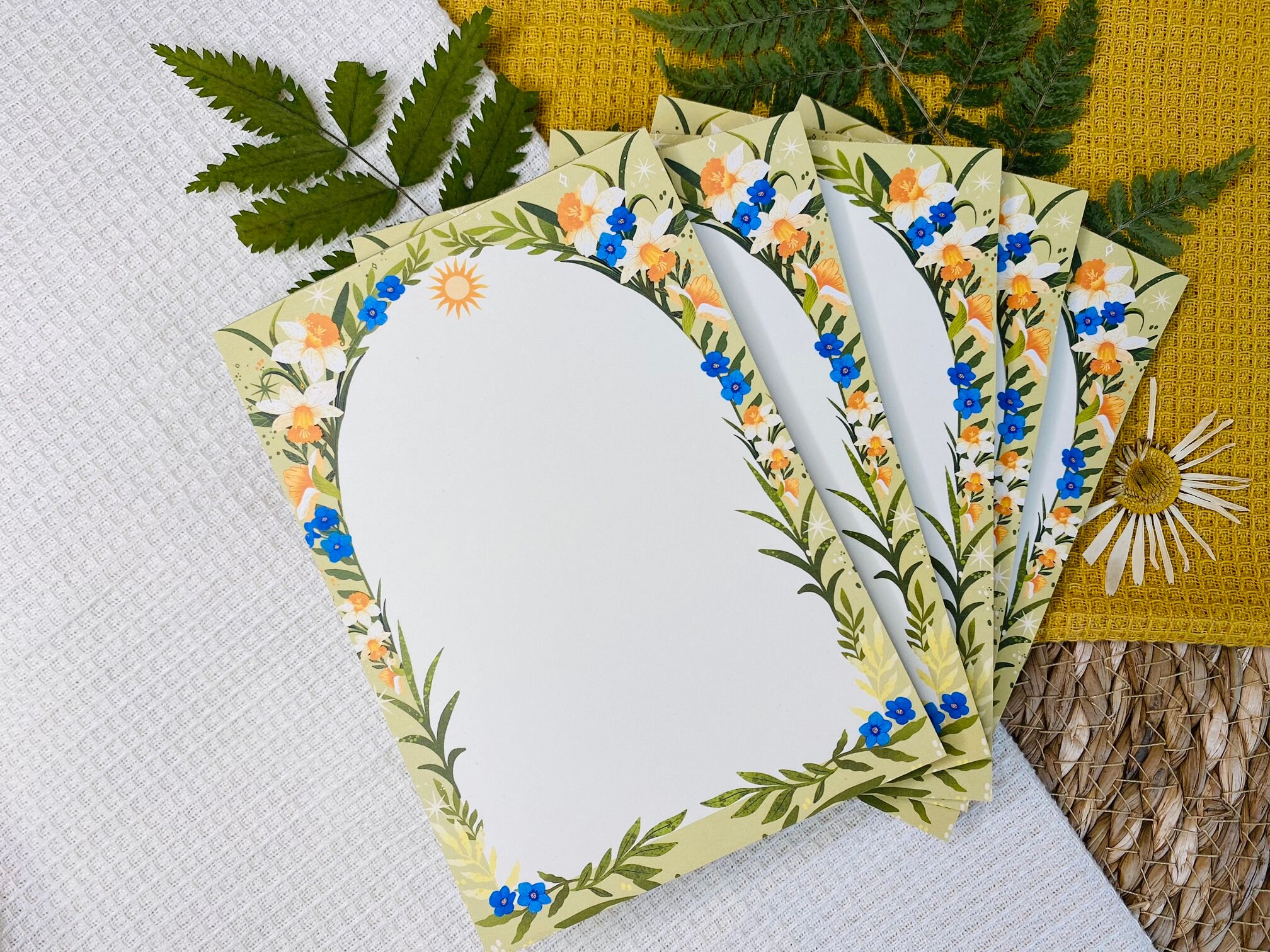 Daffodil Garden Notepad A6 To-do List- Floral Planner - Grocery List ...