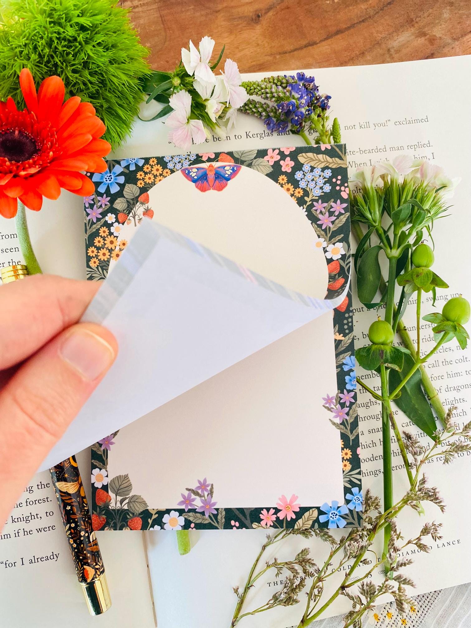 Back Yard Garden Notepad A6 to Do List Floral Planner Desk Pad for ...
