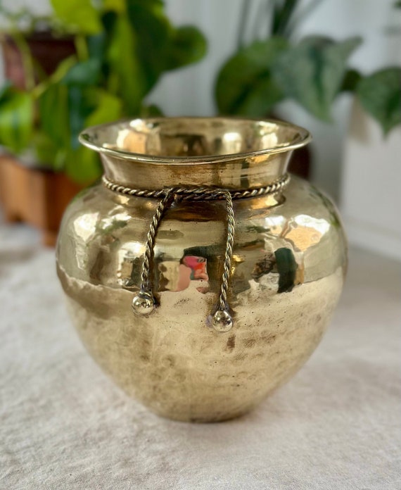 Vintage Solid Brass Pot/vase/urn by Hosley, Hammered With Rope Detail,  Boho, Plant Pot - Etsy