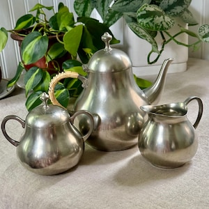 Vintage Royal Holland Pewter KMD Daalderop Pear Shaped Teapot, Sugar and Creamer, Mid Century