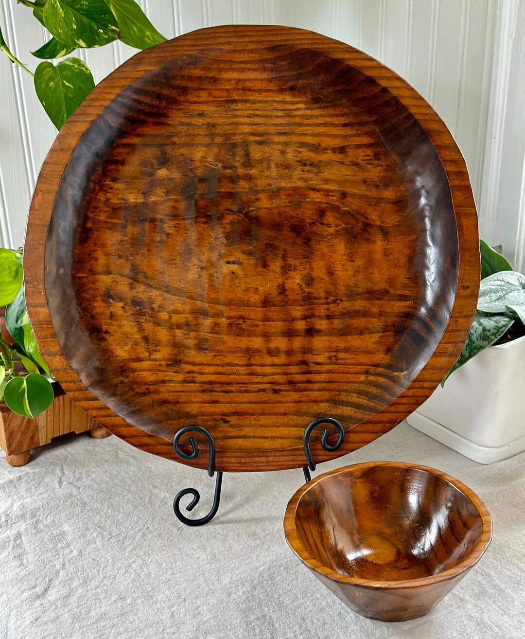 Vtg Hand Carved Solid Wood Tray Plate Wall Hanging