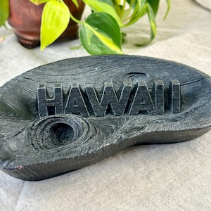 Vintage Lavastone HAWAII Ashtray, TIKI, Polynesian,