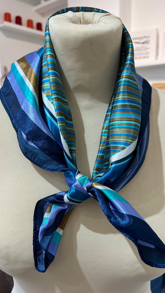 Pretty vintage small square silk blend neckerchie… - image 4