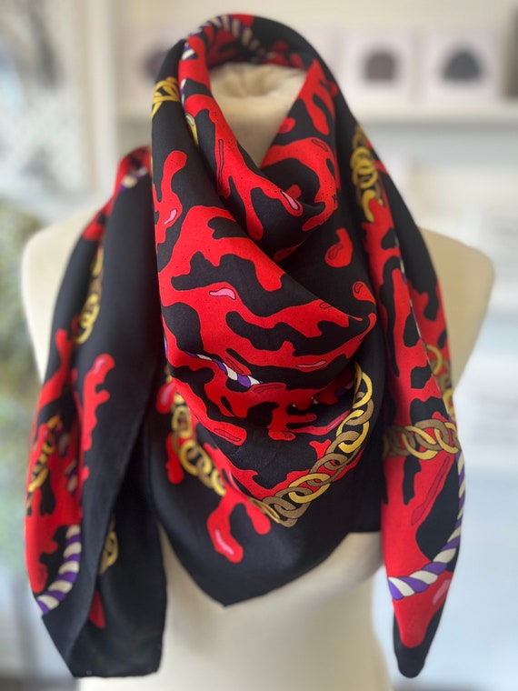 Striking black and red coral and sea anchor nauti… - image 5