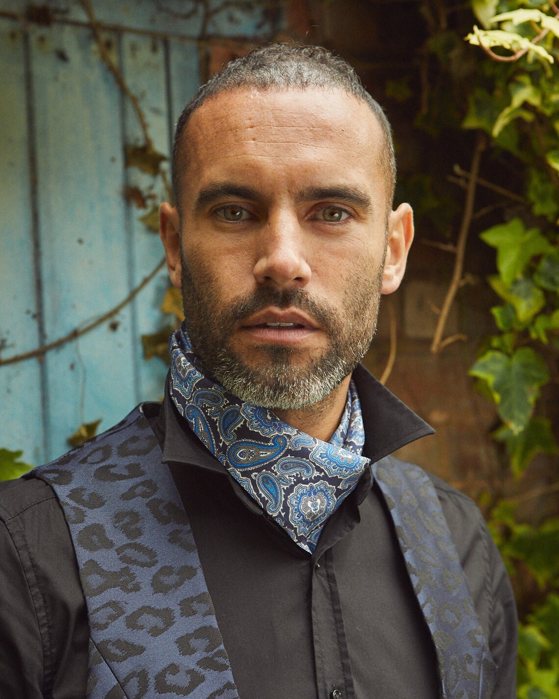 Men's Paisley Scarf Vibrant Classic Blue Pattern the Etsy UK