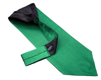 Men's Silk Single Ascot Tie in Green - The Ibiza