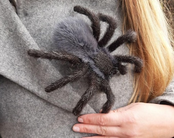 Spinne Brosche Tarantel große Insekt Brosche Wildlife Figur Entomologie Knopf Pin Amulett Entomologen Geschenk