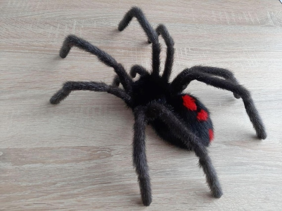 This Giant Tarantula Spider Pillow Makes The Perfect Prank Or Napping Spot
