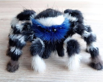 6" Jumping Spider Maratus Personatus Art Doll Cute Spider Fluffy Spider Posable Art Doll Peacock Spider Blue