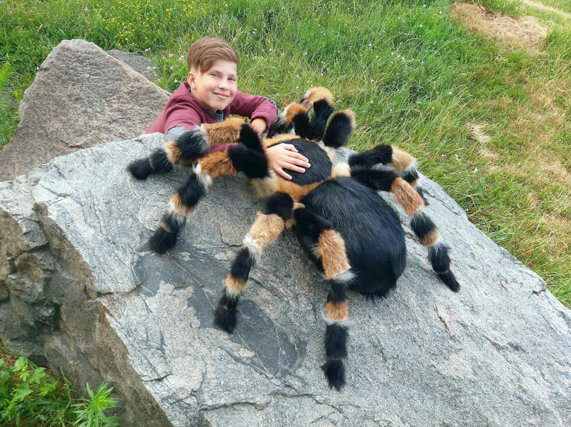 巨大なハロウィーンのクモの写真小道具タランチュラモンスター可動