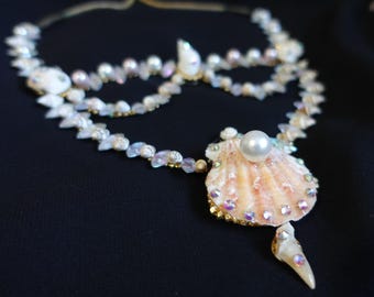 ISLAND GODDESS SEASHELL Necklace - 35 Sacred Conch Rani Haar w/ Sharks Tooth
