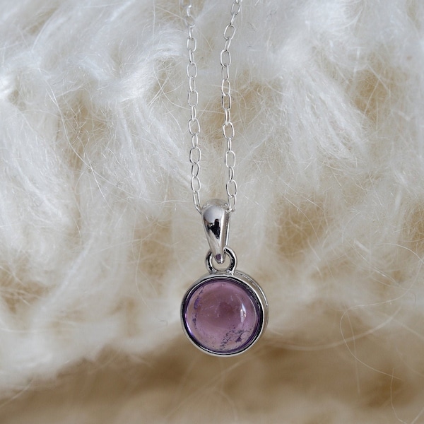 Colgante de amatista | collar de amatista | joya de piedra púrpura | colgante mujer pequeña | colgante morado |
